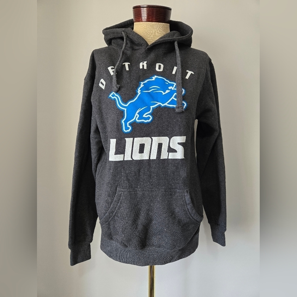 NFL Team Apparel Deteoit Lions Hoodie. Size Small
